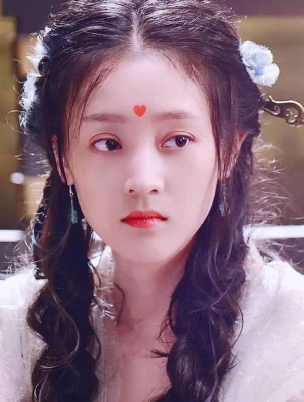 6park Com 花钿妆究竟有多美 杨幂 热巴惊艳 景甜不愧是神颜
